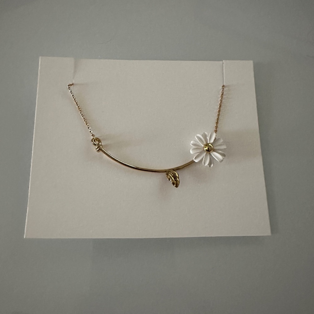 Kate Spade Gold and White Floral Necklace